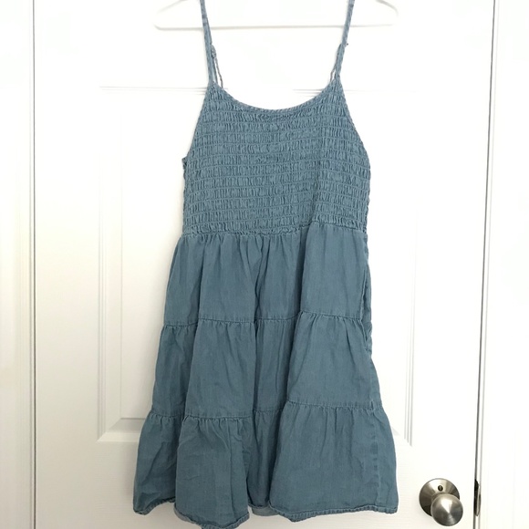 NWOT Bluenotes 100% Cotton Chambray Smocked Tiered Mini Dress XL With Pockets - Picture 1 of 14
